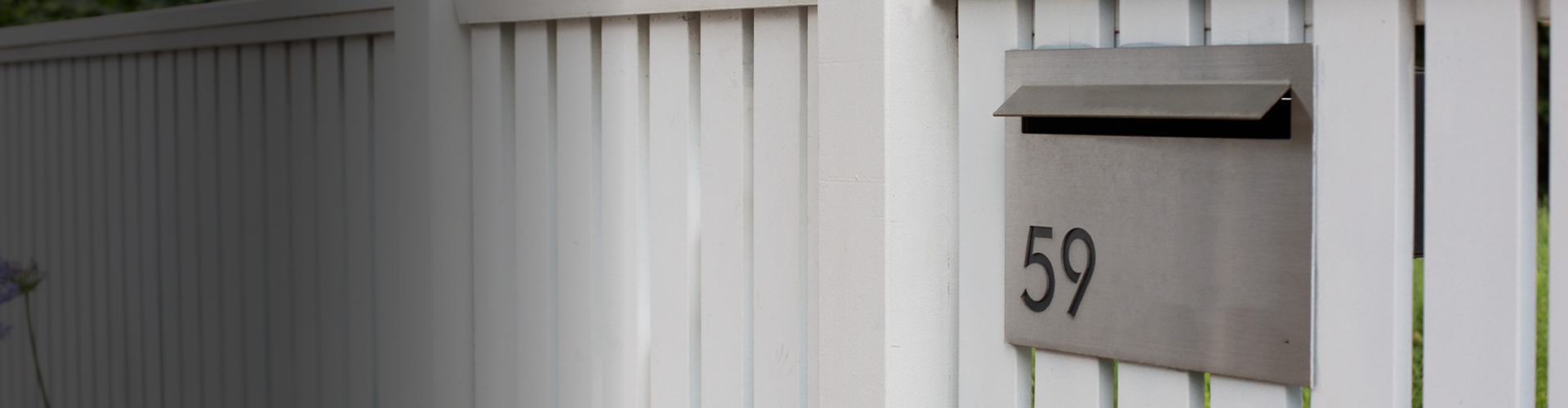 custom faceplate letterbox in picket fence