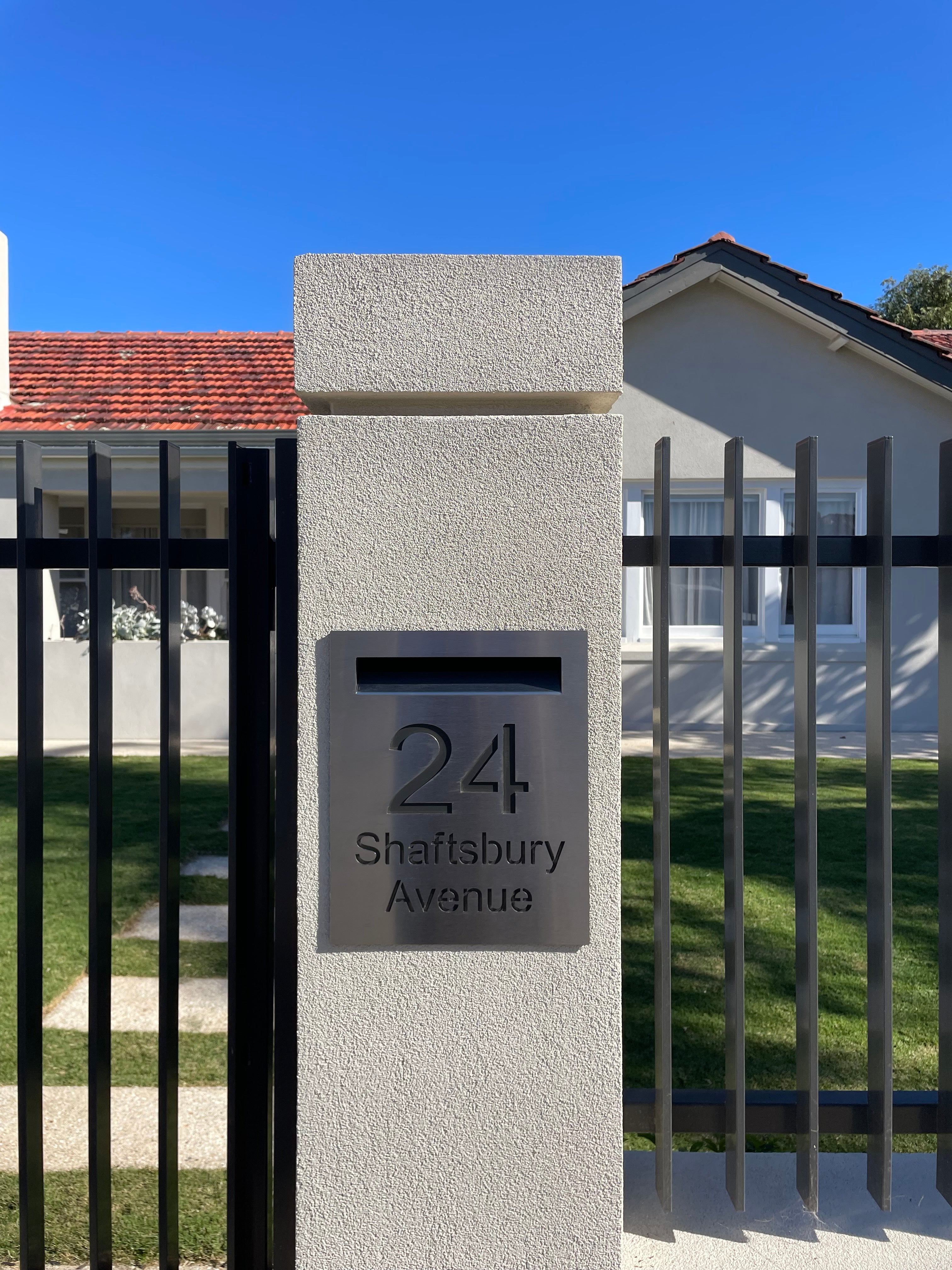 Custom Faceplate & Letterbox