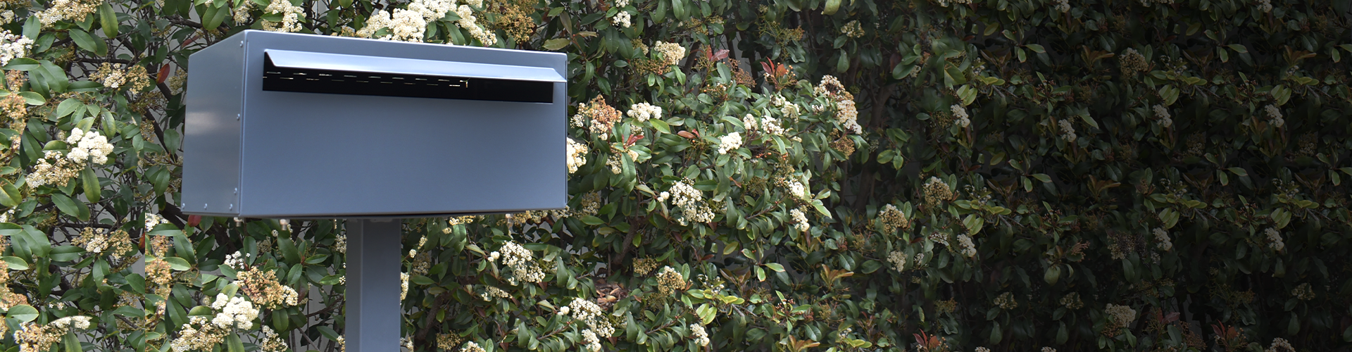 ultimo freestanding letterbox