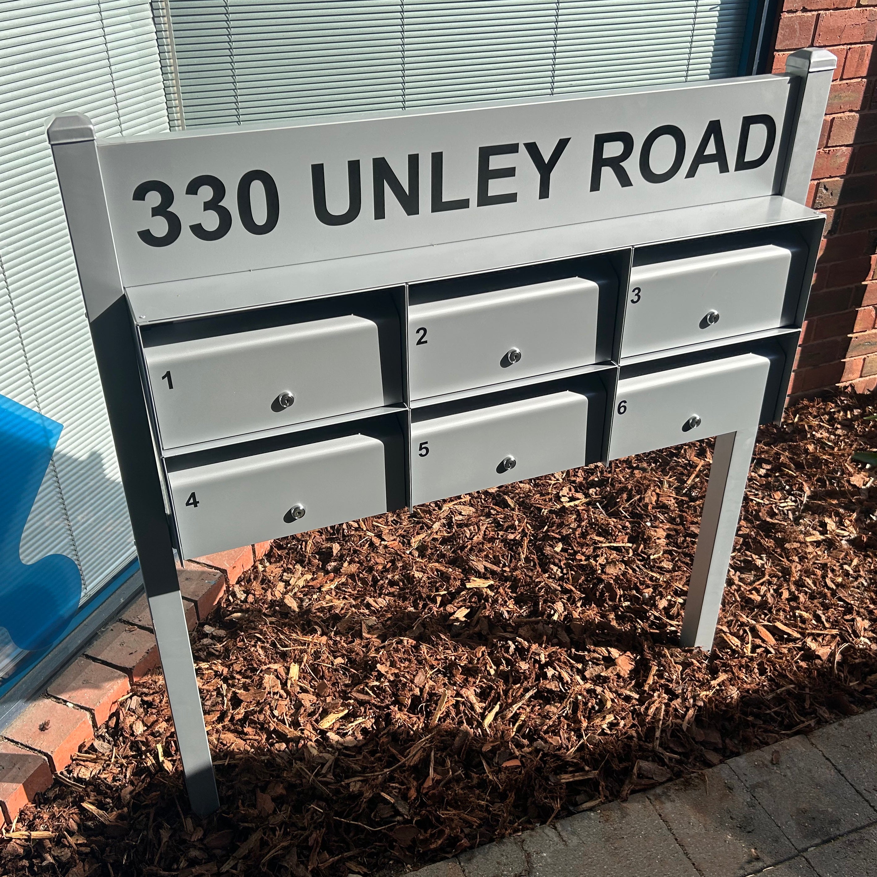 Multibank Signage Plate
