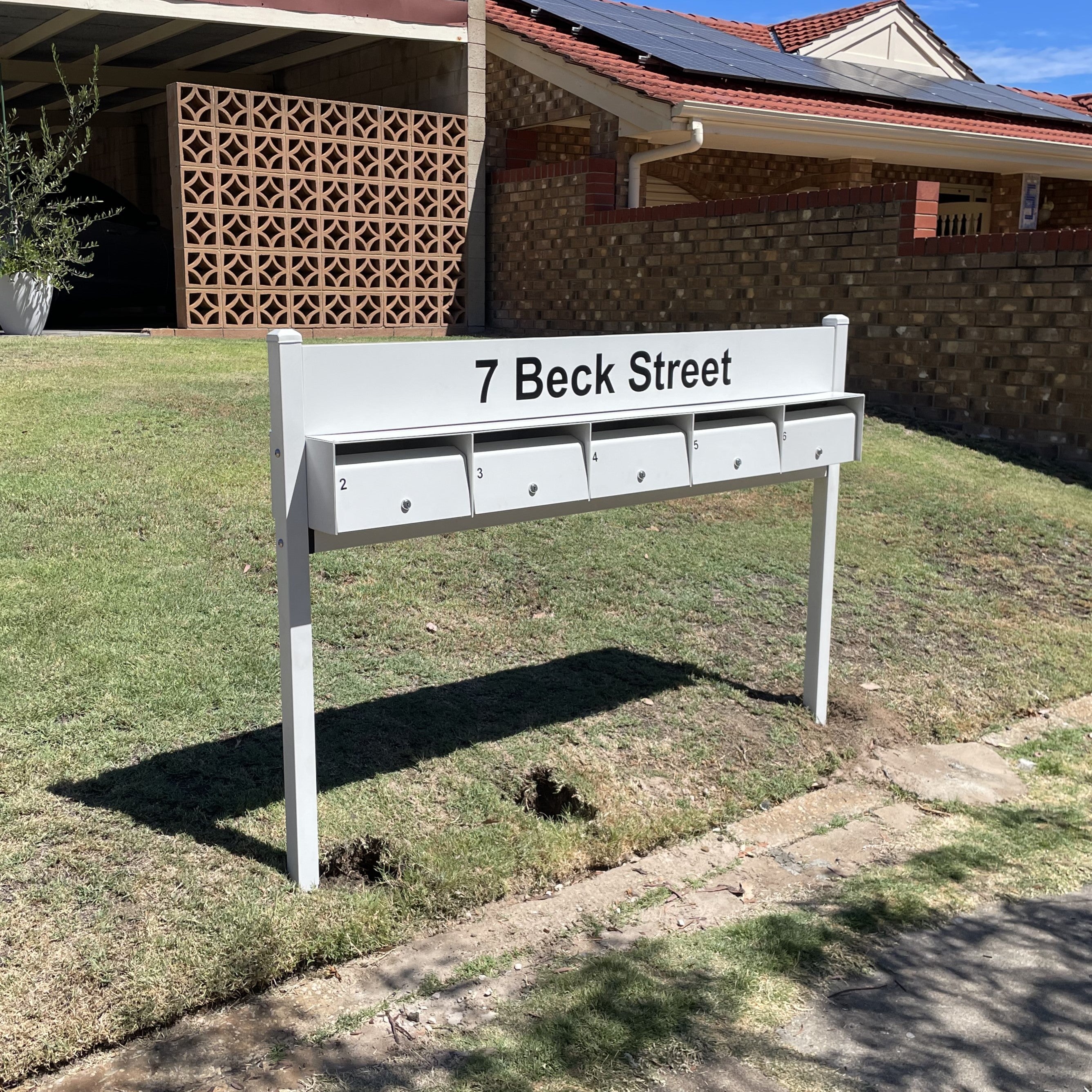Multibank Signage Plate