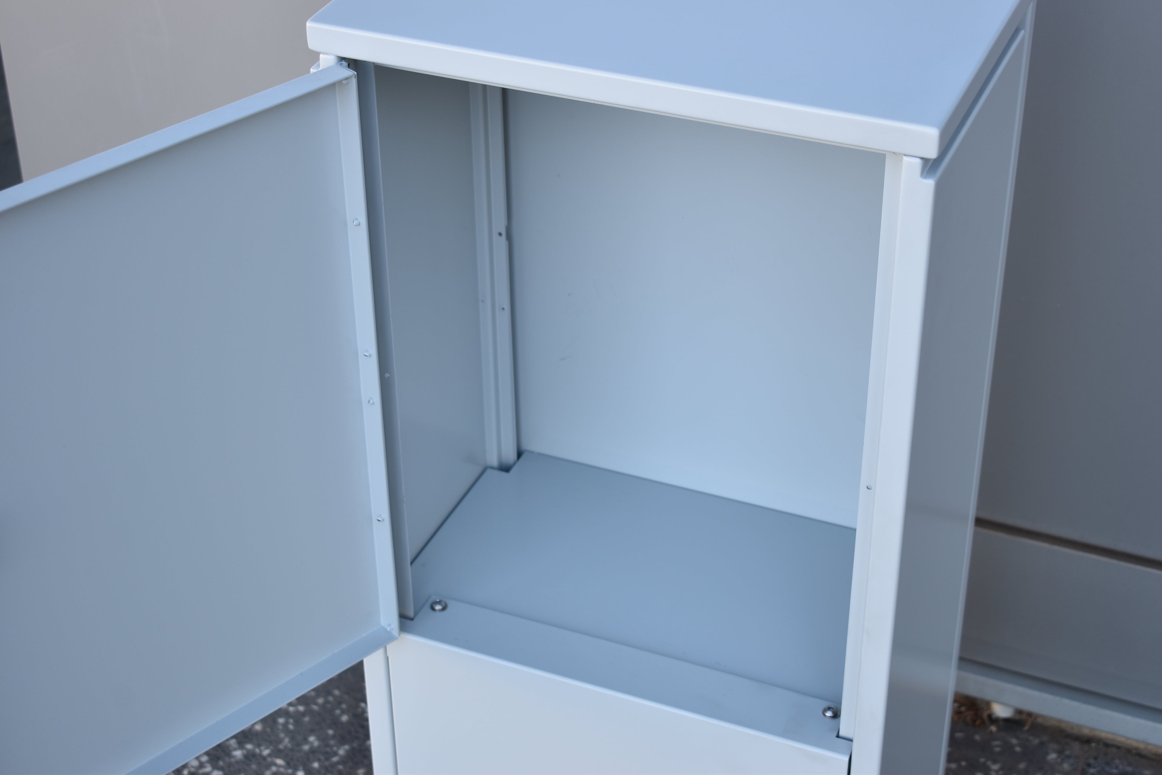 pillar letterbox shale grey